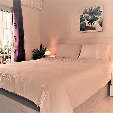 Fabulous 2 Bed 2 Bath Apartment ! Villamartin  Kültér fotó