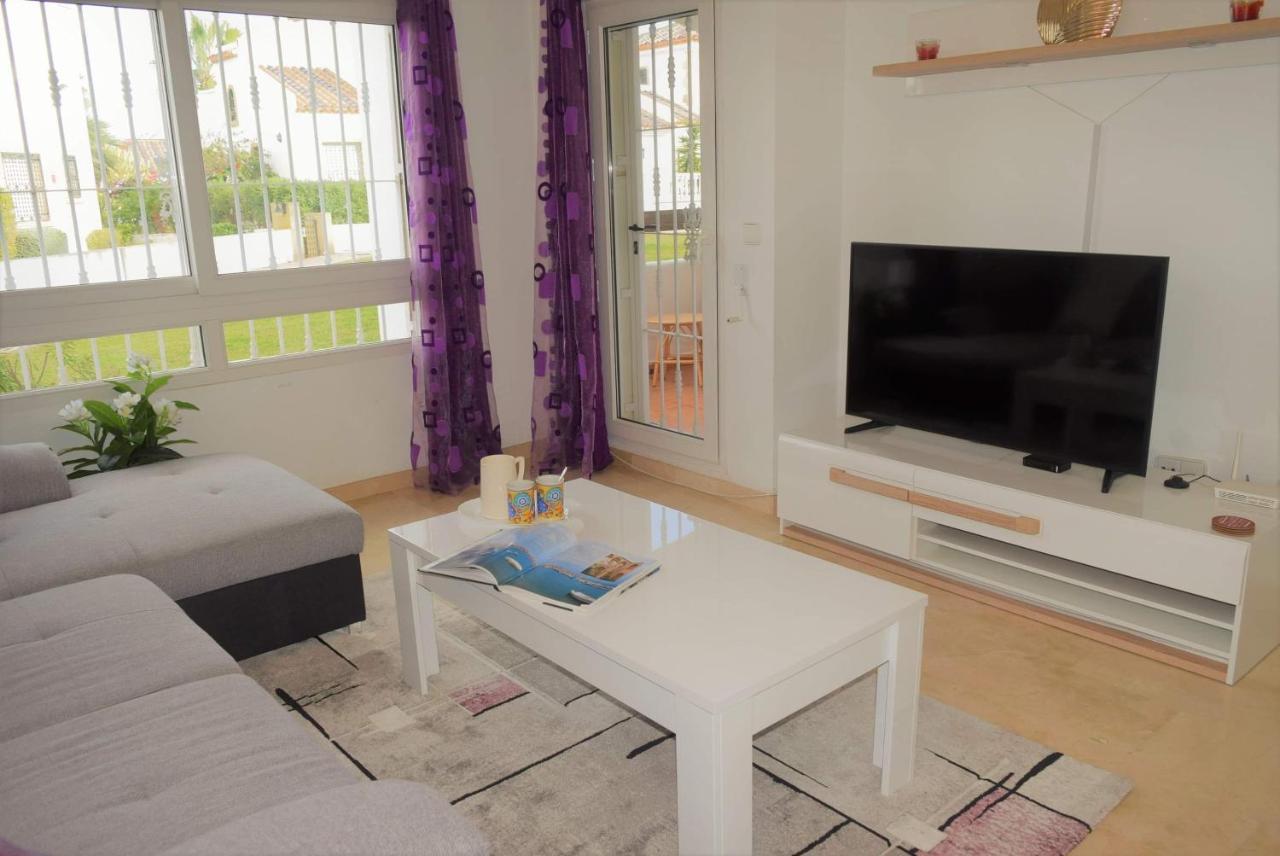 Fabulous 2 Bed 2 Bath Apartment ! Villamartin  Kültér fotó