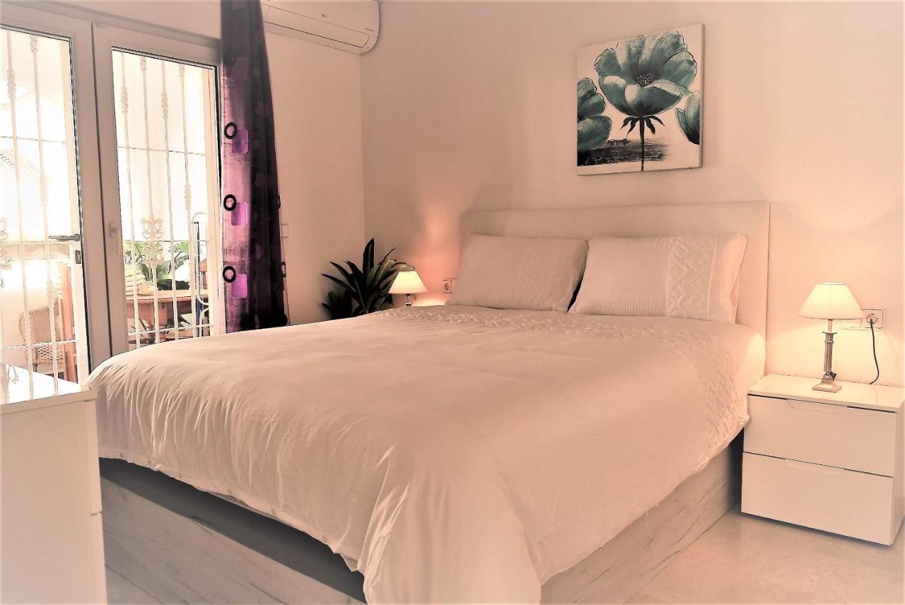 Fabulous 2 Bed 2 Bath Apartment ! Villamartin  Kültér fotó