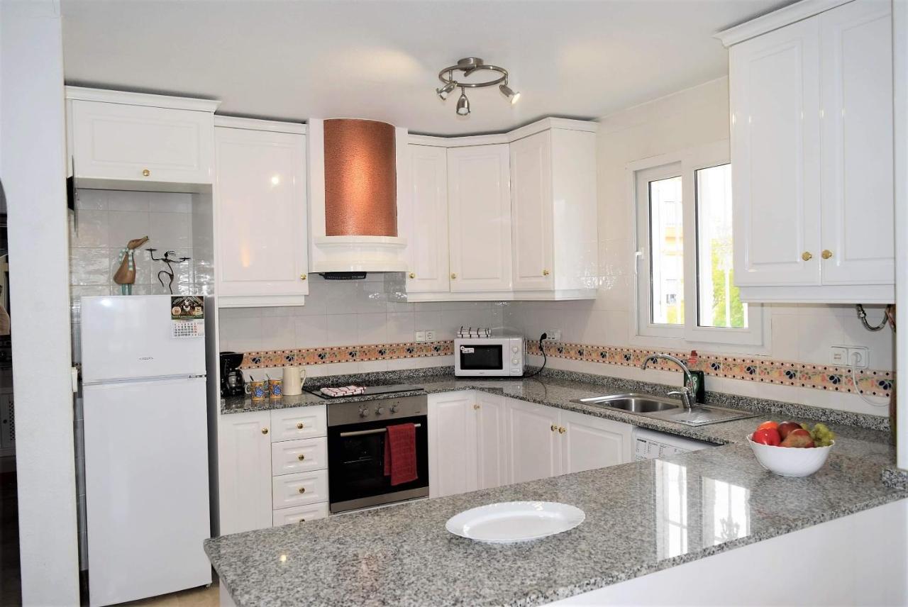 Fabulous 2 Bed 2 Bath Apartment ! Villamartin  Kültér fotó