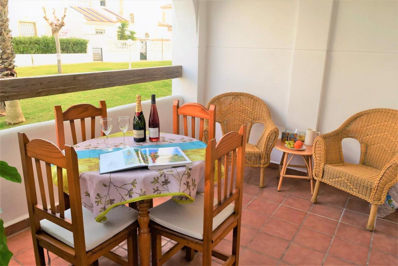 Fabulous 2 Bed 2 Bath Apartment ! Villamartin  Kültér fotó