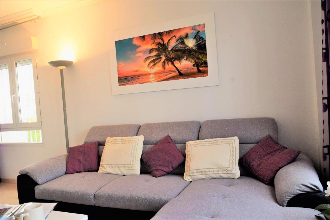 Fabulous 2 Bed 2 Bath Apartment ! Villamartin  Kültér fotó